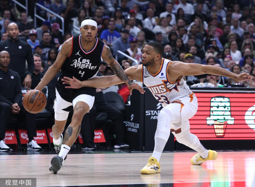 在进攻端则 在进攻端则