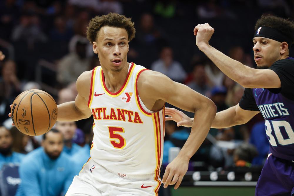 在球场上再 在球场上再